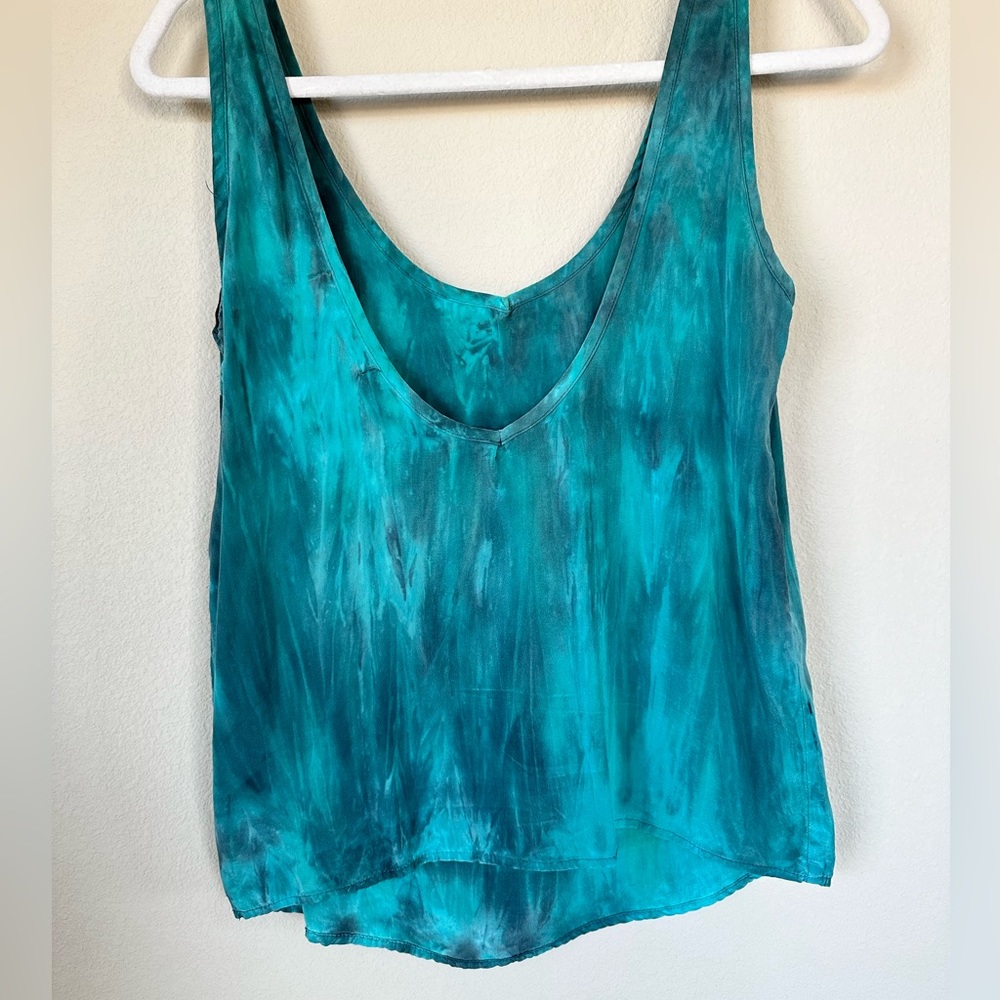 Side XS Patterson J. Kincaid 100% Silk Tank Top.